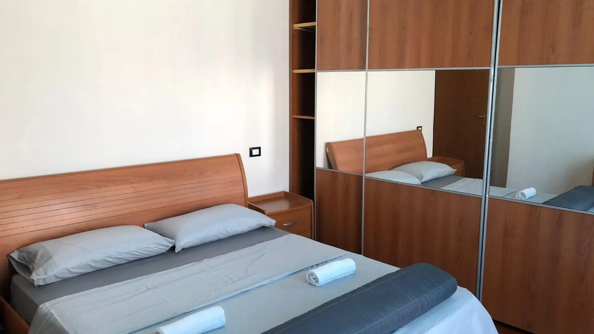Pm 3 Via Massimiliano Grazia Apartamento Rimini